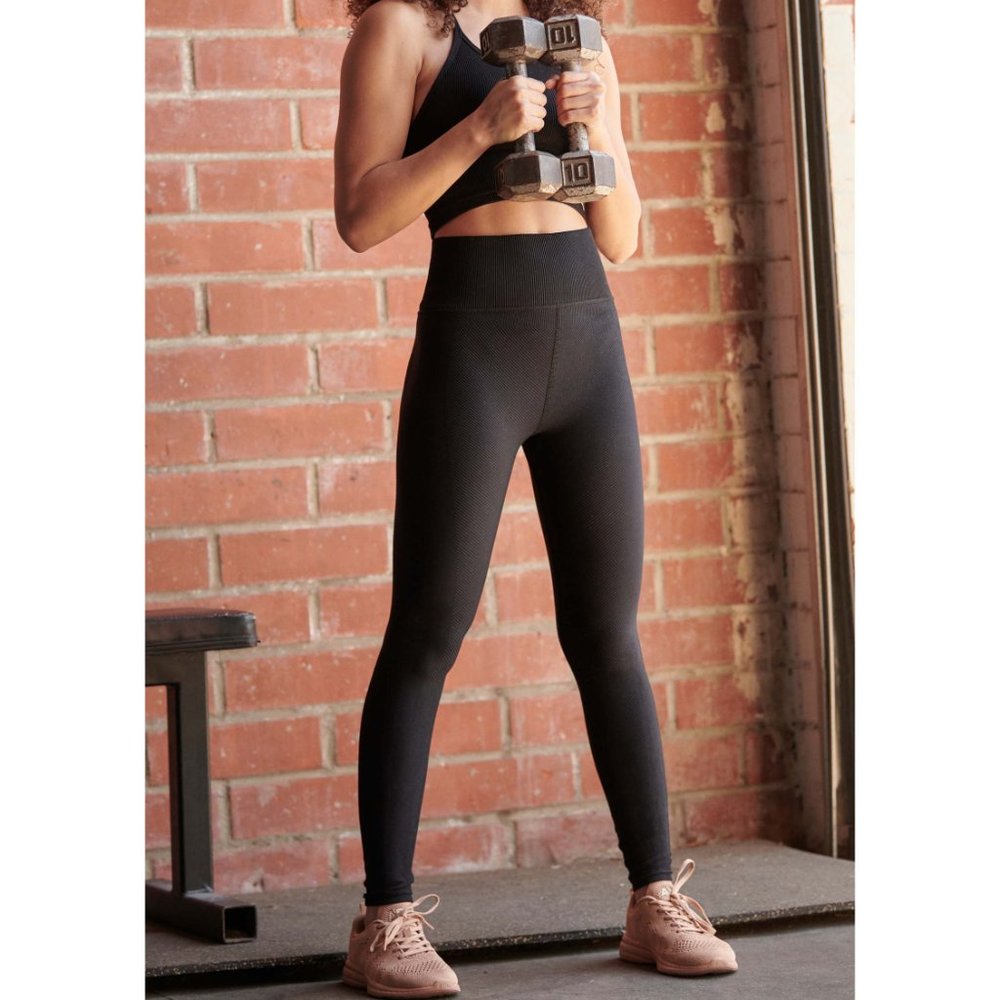 🎉LAST CHANCE🎉 NWT FP Movement Free Throw Legging / Black - Picture 3 of 6